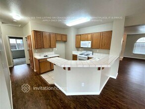 7722 Manorside Dr in Sacramento, CA - Building Photo - Building Photo