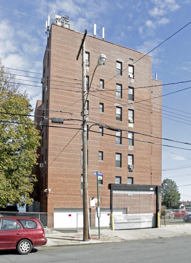 3255 Randall Ave in Bronx, NY - Building Photo - Building Photo