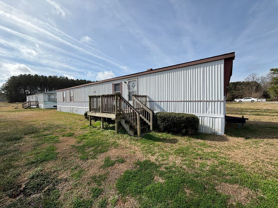 1514 Avalon Dr in Kinston, NC - Building Photo
