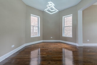 35 N Mayfield Ave in Chicago, IL - Building Photo - Building Photo