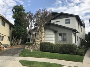 Parr, 10424-10425 in Sunland, CA - Building Photo - Building Photo