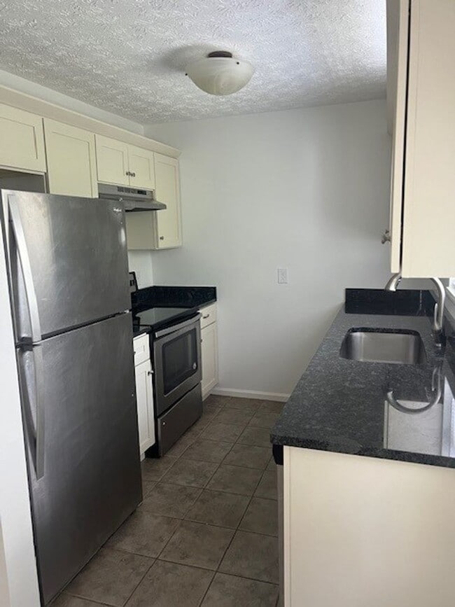7 Ivy Ct in Johnson City, TN - Building Photo - Building Photo