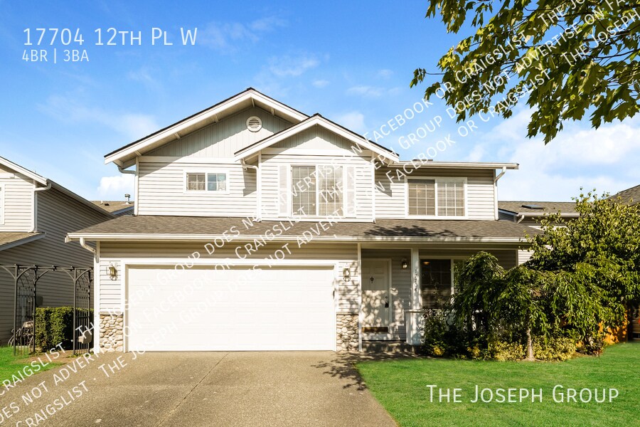 17704 12th Pl W in Lynnwood, WA - Building Photo