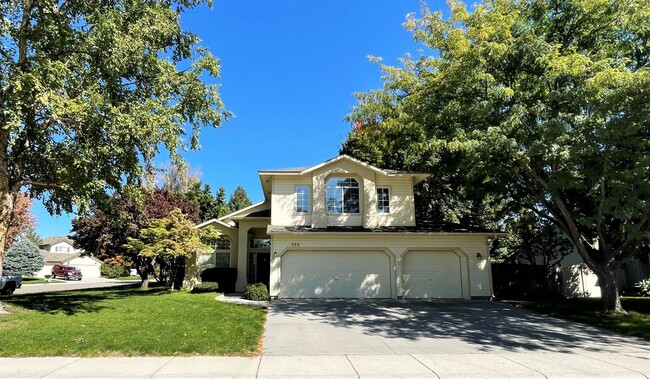 378 S Winthrop Way in Boise, ID - Building Photo - Building Photo