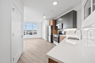 17 Ave E in Bayonne, NJ - Building Photo - Building Photo