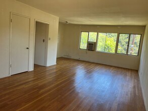 4310 Finley Ave in Los Angeles, CA - Building Photo - Building Photo