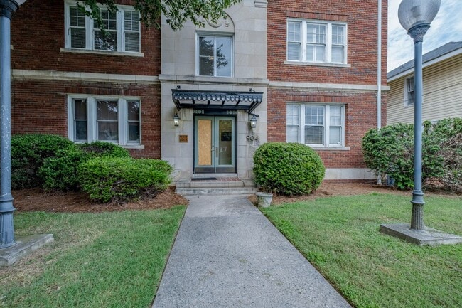 property at 904 W Market St