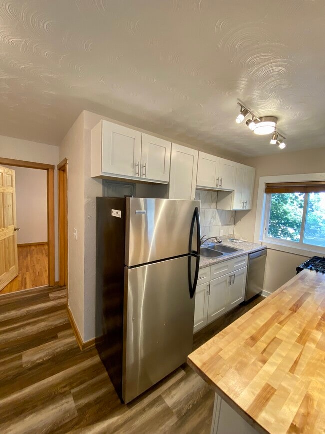 2176 Dayton Ave in St. Paul, MN - Foto de edificio - Building Photo