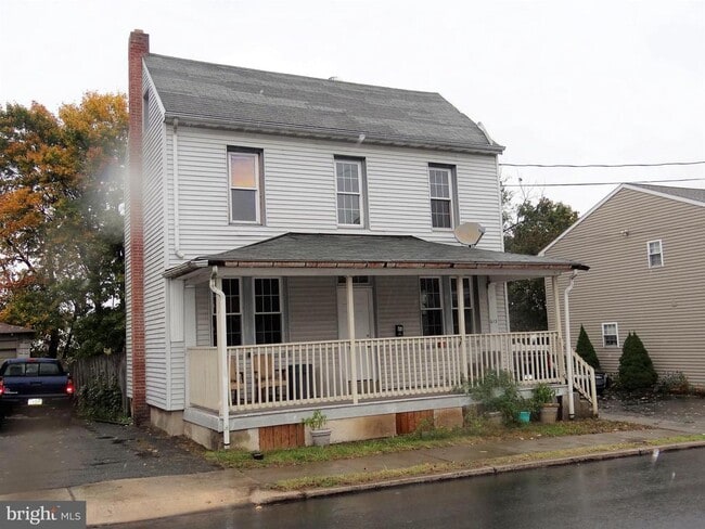 613 W 1st St in Birdsboro, PA - Building Photo - Building Photo