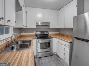5200 Forsyth Rd in Macon, GA - Building Photo - Building Photo