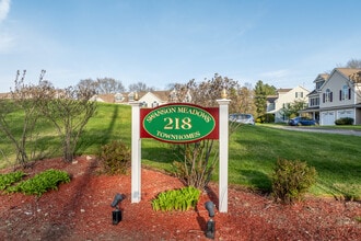 Swanson Meadows Townhomes in North Billerica, MA - Building Photo - Other