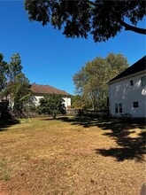 1601 Willow Way in Woodstock, GA - Foto de edificio - Building Photo