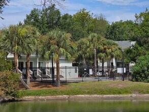 1481 Center St in Mount Pleasant, SC - Building Photo - Building Photo