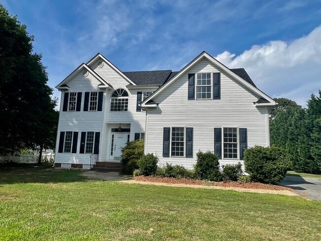 12449 Petersburg St in Chester, VA - Building Photo - Building Photo