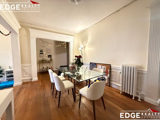 338 Saint Paul St, Unit 3 in Brookline, MA - Foto de edificio - Building Photo