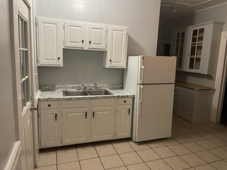 45-47-47 Prospect St in Claremont, NH - Building Photo