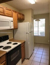 1002 Coral Club Dr in Coral Springs, FL - Building Photo - Building Photo