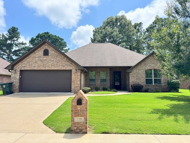 property at 3708 Old Omen Rd