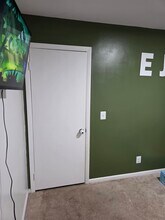 1317 Roosevelt Blvd, Unit 1st Bedroom in Portsmouth, VA - Building Photo - Building Photo