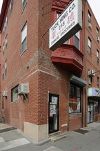 218 N 10th St in Philadelphia, PA - Foto de edificio - Building Photo