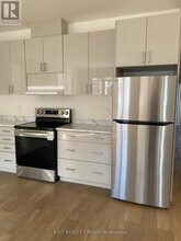 211 Dundas St W in Quinte West, ON - Building Photo - Building Photo