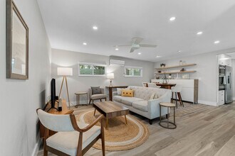 228 E Harding St in Orlando, FL - Building Photo - Building Photo