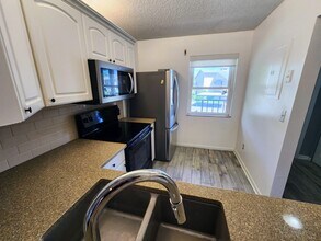 3171 SE Aster Ln in Stuart, FL - Building Photo - Building Photo