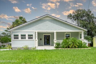 4127 Shirley Ave in Jacksonville, FL - Building Photo - Building Photo