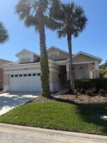 256 Kingston Dr in St. Augustine, FL - Building Photo