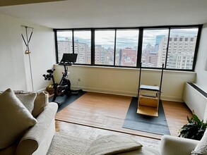 6 Whittier Pl, Unit 16N in Boston, MA - Foto de edificio - Building Photo