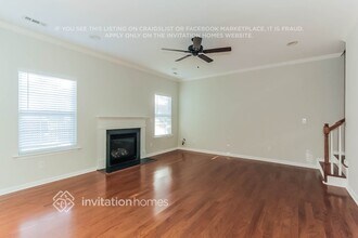 13328 Eastfield Village Ln in Charlotte, NC - Building Photo - Building Photo