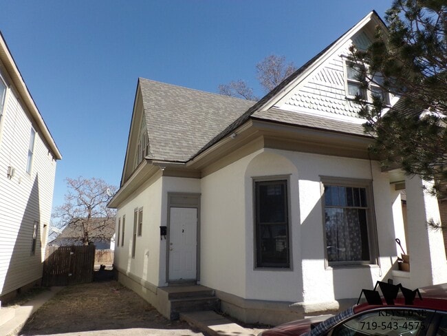 615 W Abriendo Ave in Pueblo, CO - Foto de edificio - Building Photo