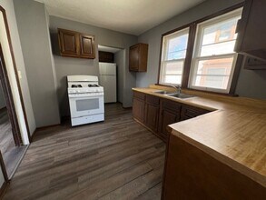 566 Sumner St in Akron, OH - Building Photo - Building Photo