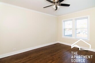 646.5 W Roscoe St, Unit 3N in Chicago, IL - Building Photo - Building Photo