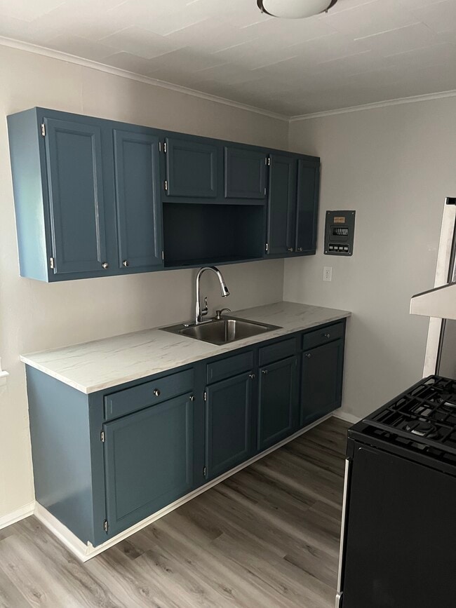 22 Albany St, Unit #4