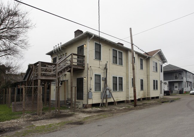 1200 S Telemachus St in New Orleans, LA - Building Photo - Building Photo