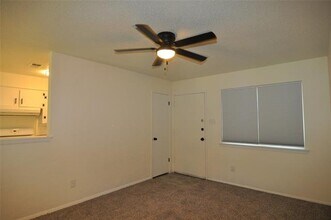 6304 Dream Ln in Watauga, TX - Building Photo - Building Photo