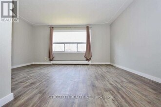 394 Thiel St in London, ON - Building Photo - Building Photo