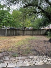 3008 Longleaf Dr in College Station, TX - Building Photo - Building Photo
