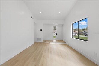 640 Macduff Ln in Winter Springs, FL - Building Photo - Building Photo