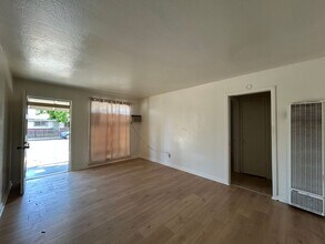 824 Gardella Ave in Oroville, CA - Building Photo - Building Photo