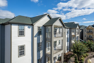 Landmark Apartments in Murfreesboro, TN - Building Photo - Building Photo