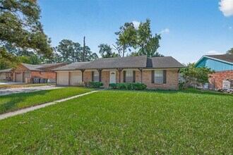 108 Belvedere Dr in Conroe, TX - Building Photo - Building Photo