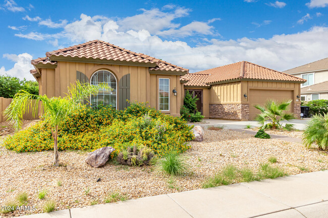 423 MEAD Dr in Chandler, AZ - Foto de edificio - Building Photo