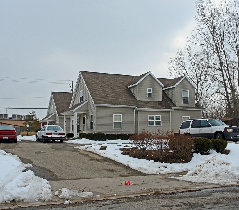 3168 El Camino Dr in Springfield, OH - Building Photo