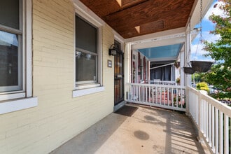 445 Newton Pl NW in Washington, DC - Foto de edificio - Building Photo