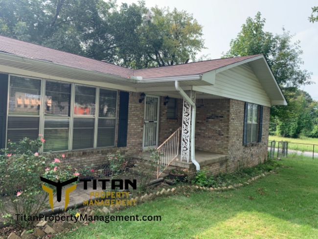 3211 Military Rd in Benton, AR - Building Photo - Building Photo