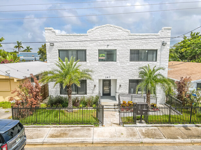 167 NW 38th St