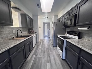 606 Western Dr in Belen, NM - Building Photo - Building Photo