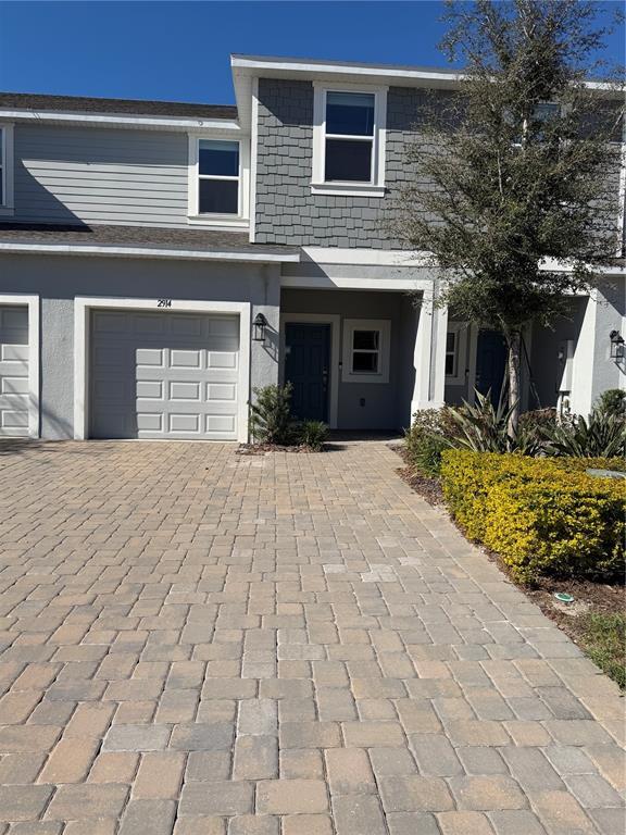 property at 2914 Canary Ave